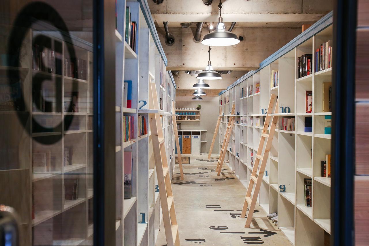Bnbplus Niigata Book Inn Luaran gambar